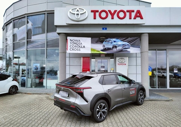 Toyota bZ4X cena 192900 przebieg: 13863, rok produkcji 2022 z Bolków małe 326